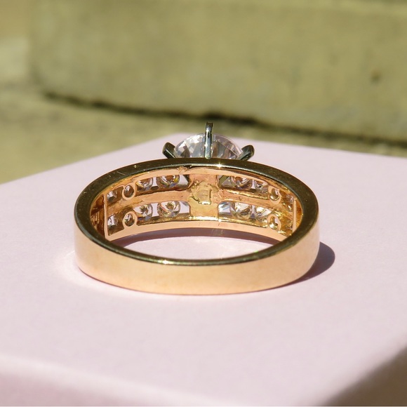 Diamonique 14k yellow gold 6 prong brilliant CZ ring size 7.75 - Picture 6 of 11